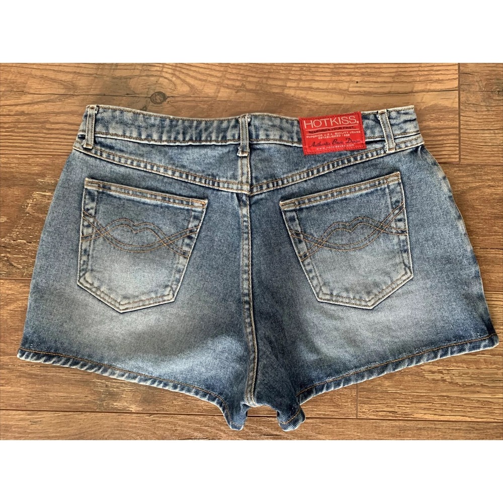 HOT KISS JUNIOR LADIES Denim Daisy Dukes Short Shorts Sz 13 NWOT (M25) 0177